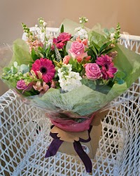 The Greenhouse Florist and Gifts 285390 Image 3